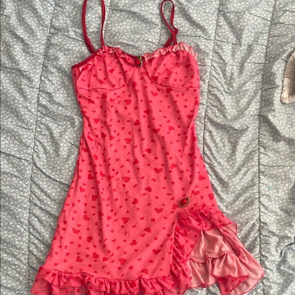 Red Heart Patterned Dress - Picture 2 of 3
